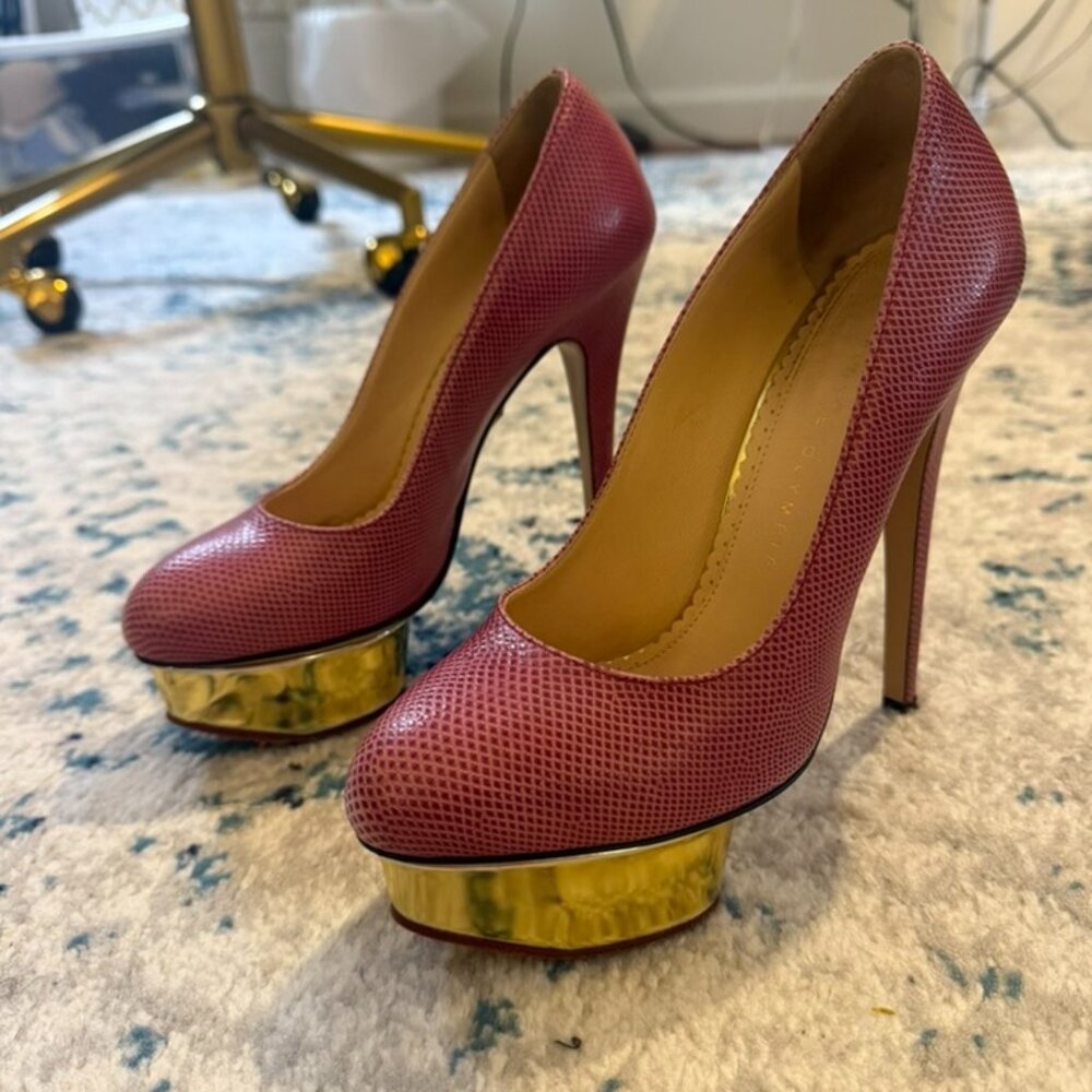Charlotte Olympia Dolly Purple Mauve Lizard-Embossed Heels - Size 36.5